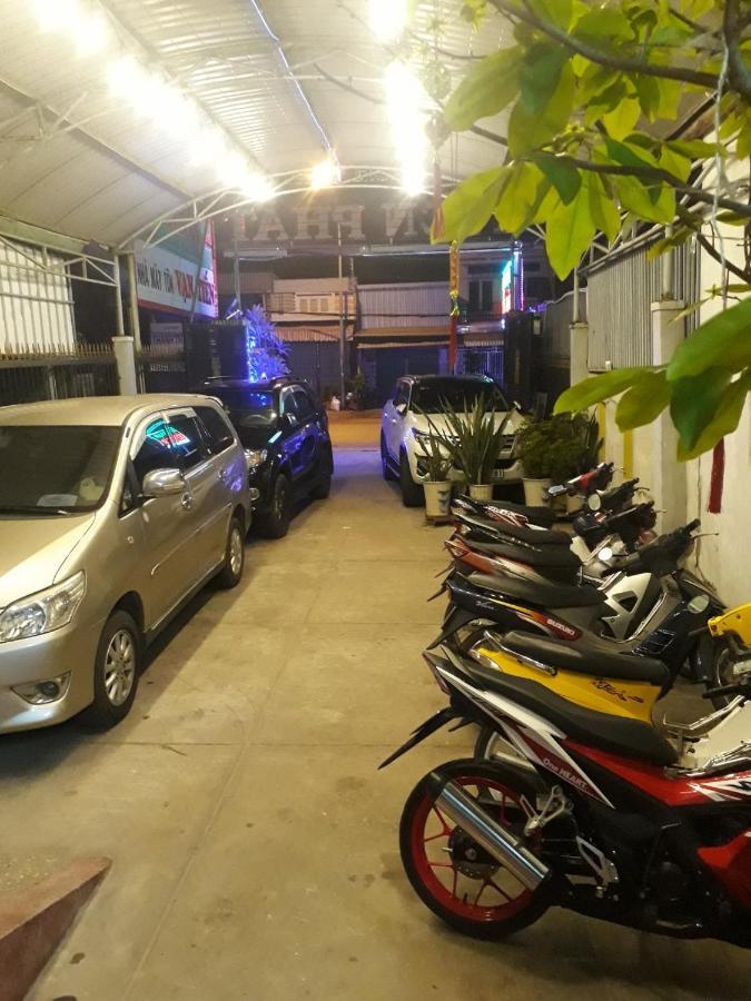 Khach San Tien Phat Ca Mau ภายนอก รูปภาพ
