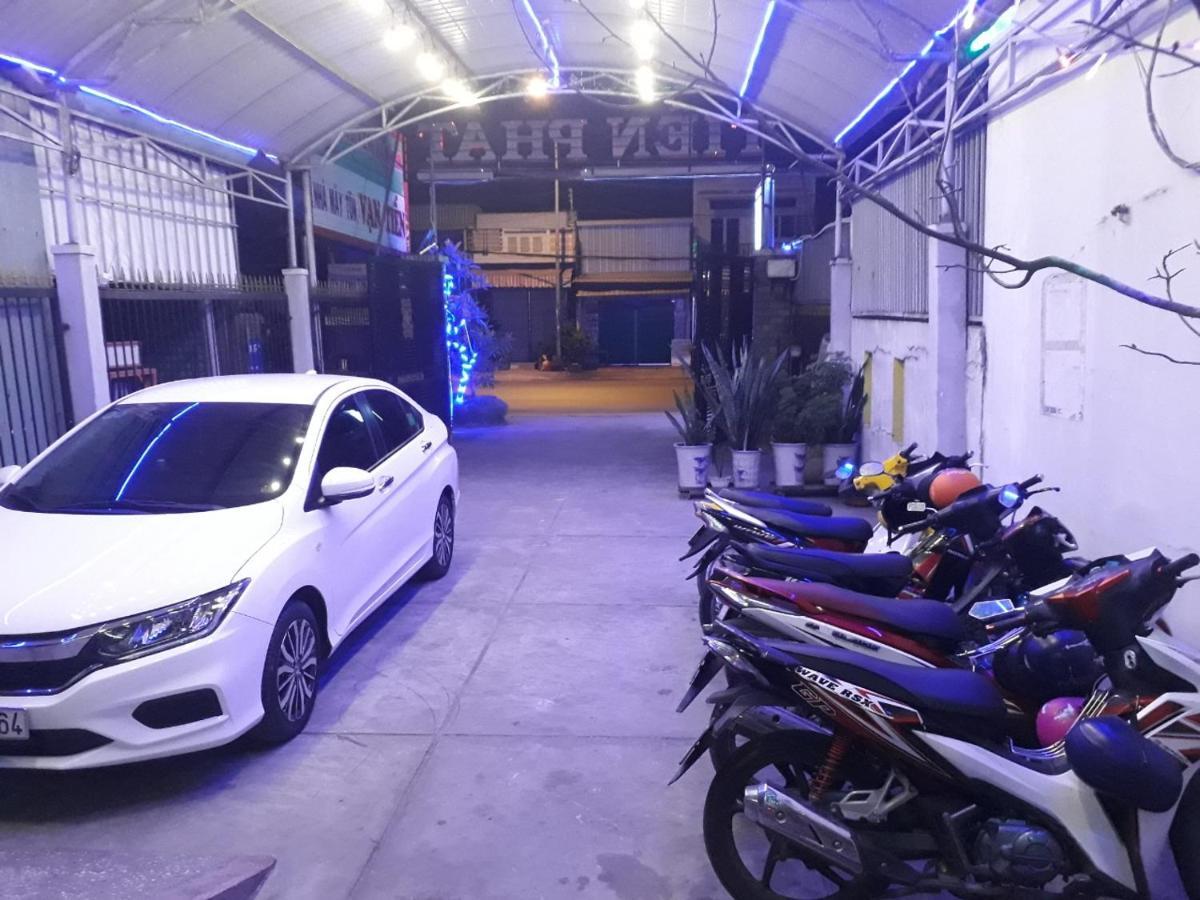 Khach San Tien Phat Ca Mau ภายนอก รูปภาพ