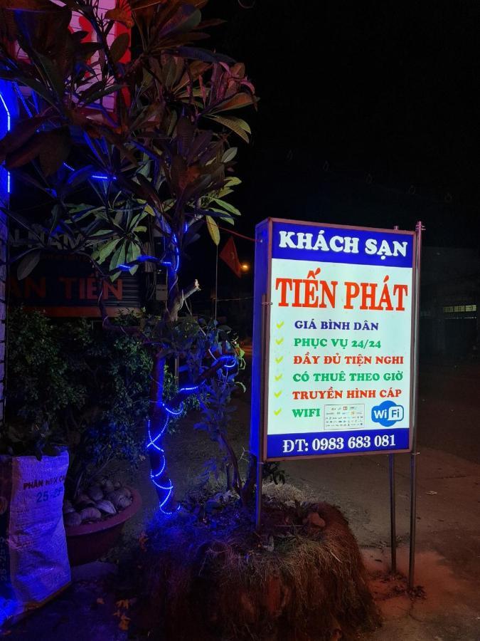 Khach San Tien Phat Ca Mau ภายนอก รูปภาพ