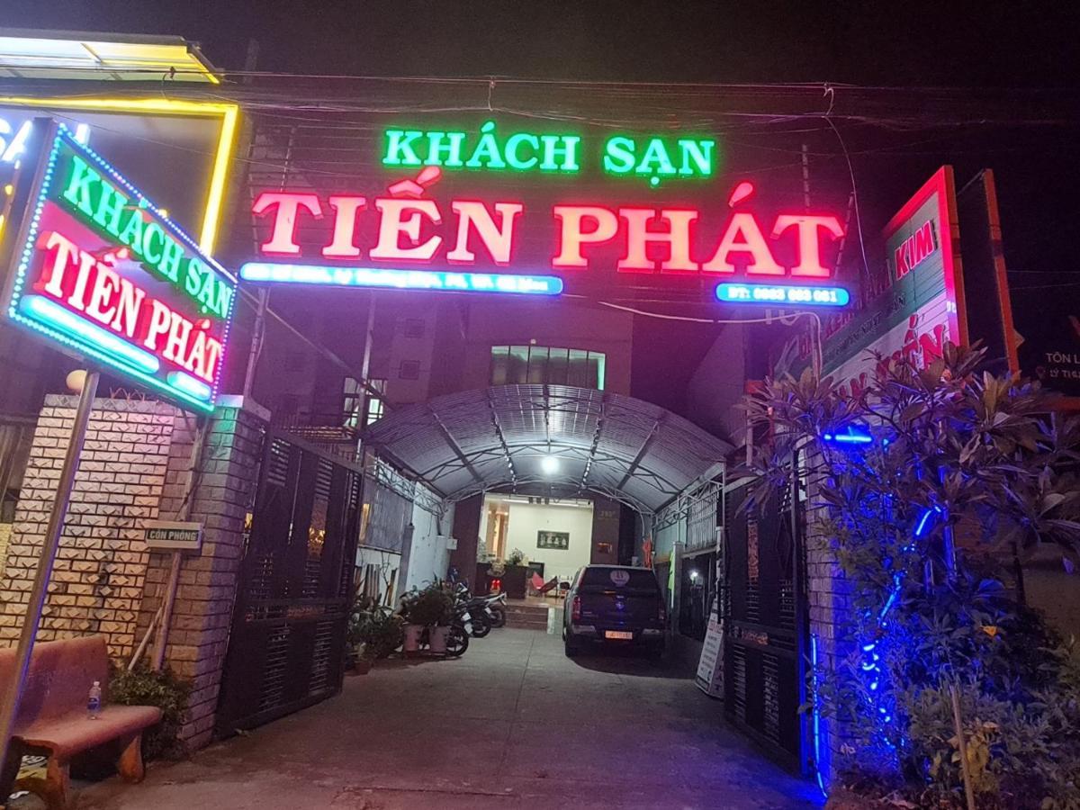 Khach San Tien Phat Ca Mau ภายนอก รูปภาพ