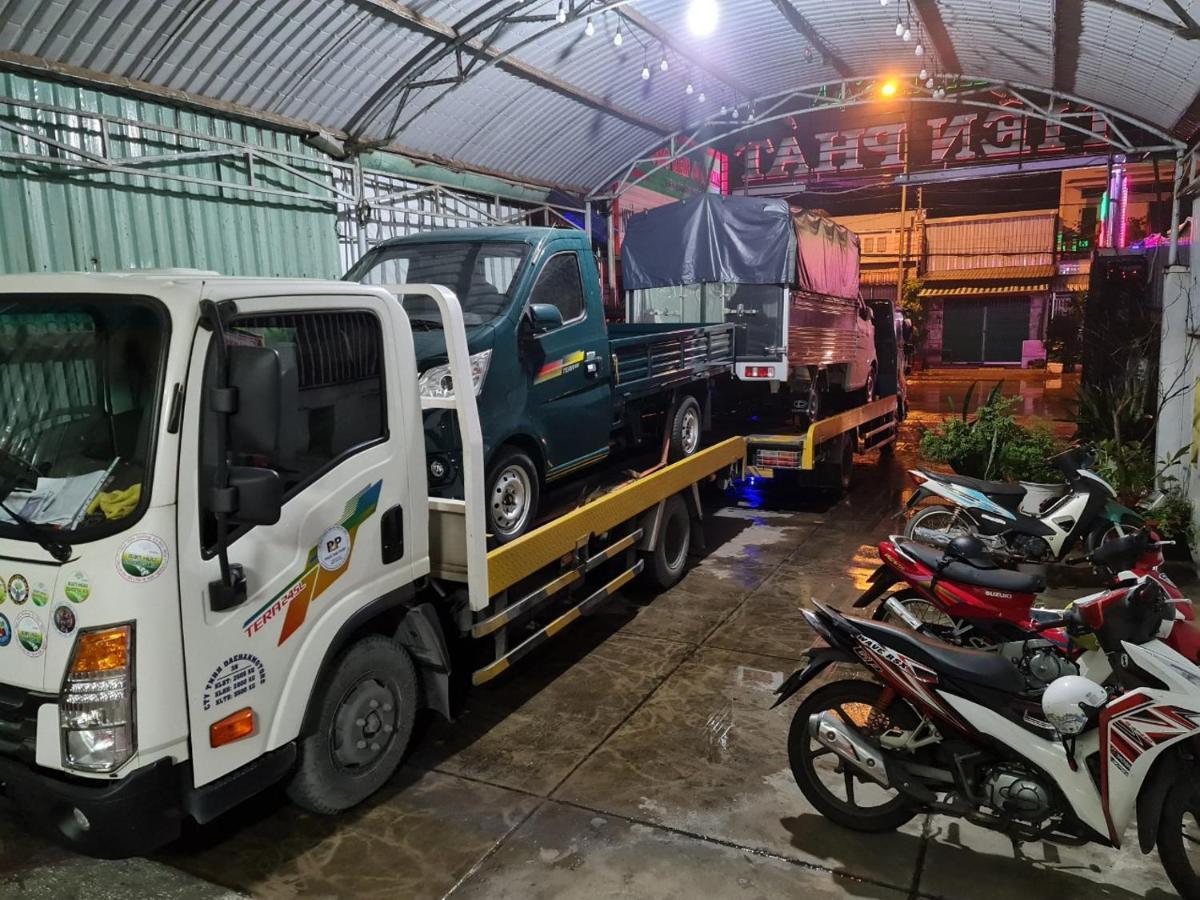 Khach San Tien Phat Ca Mau ภายนอก รูปภาพ